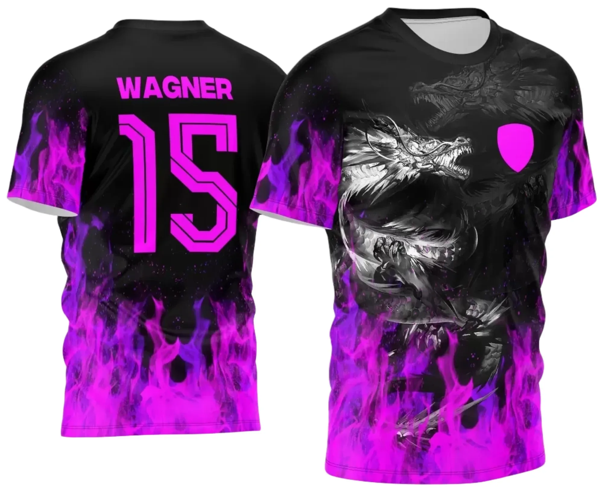 Camiseta unissex preta com logo no peito e estampa grande nas costas com dragão em fogo rosa, design marcante e moderno para estilo Interclasse 2024.