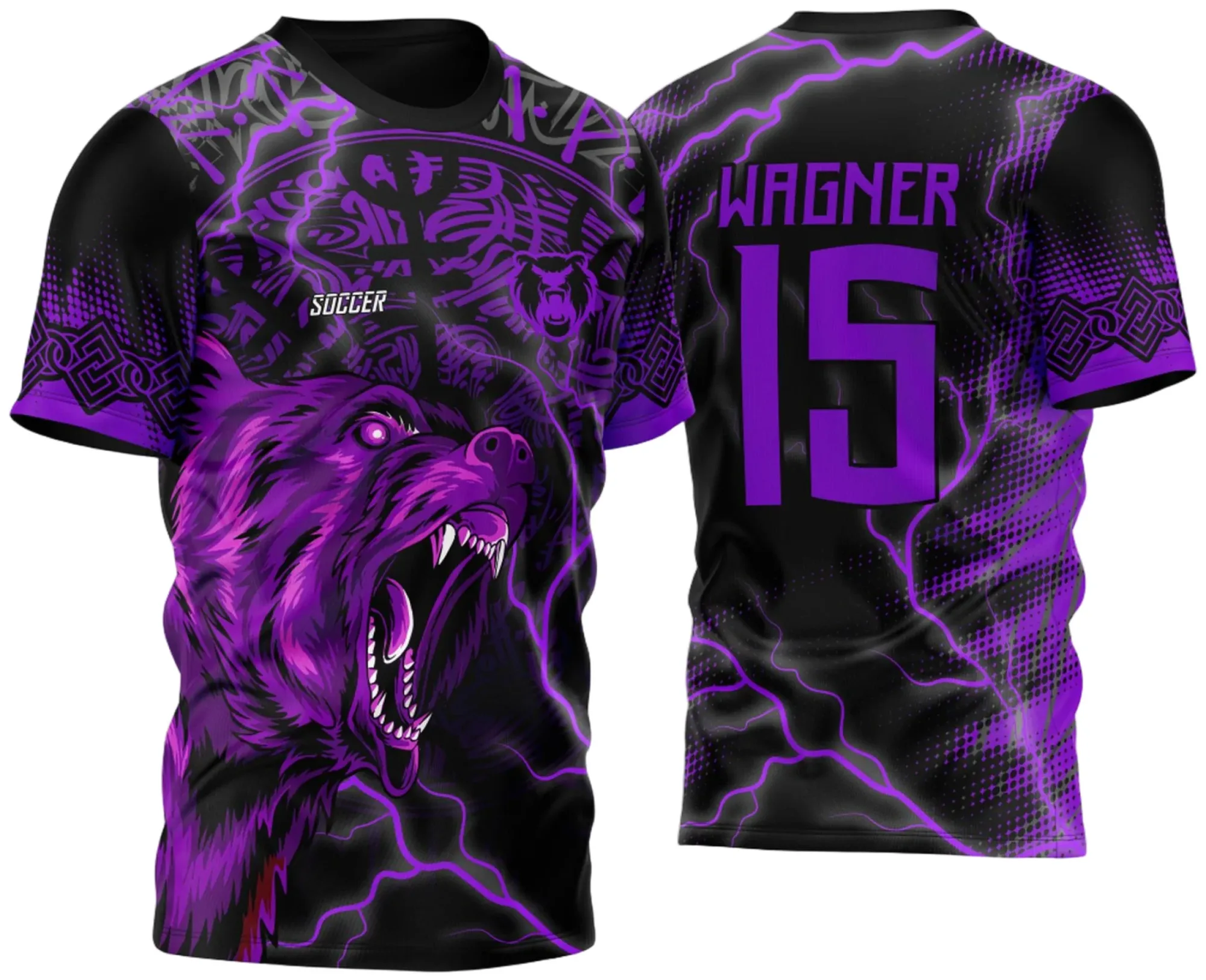 Camiseta unissex preta com logo no peito e estampa grande nas costas mostrando o tema Urso Feroz Celta 2023 do InterClasse, modelo 3 com design moderno e atraente.