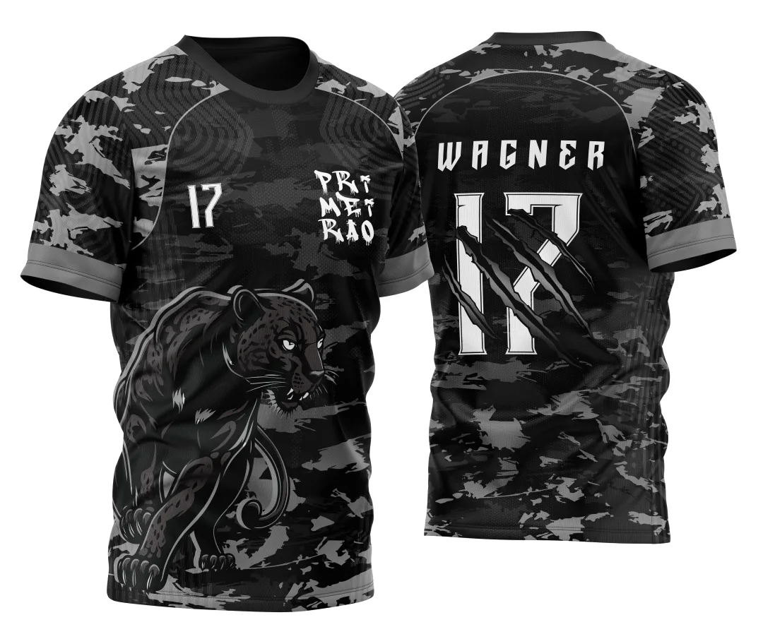 Camiseta preta unissex com logo no peito e estampa grande nas costas inspirada no tema Pantera Negra Tons de Cinza 2023, perfeita para fãs de futebol e cultura urbana.