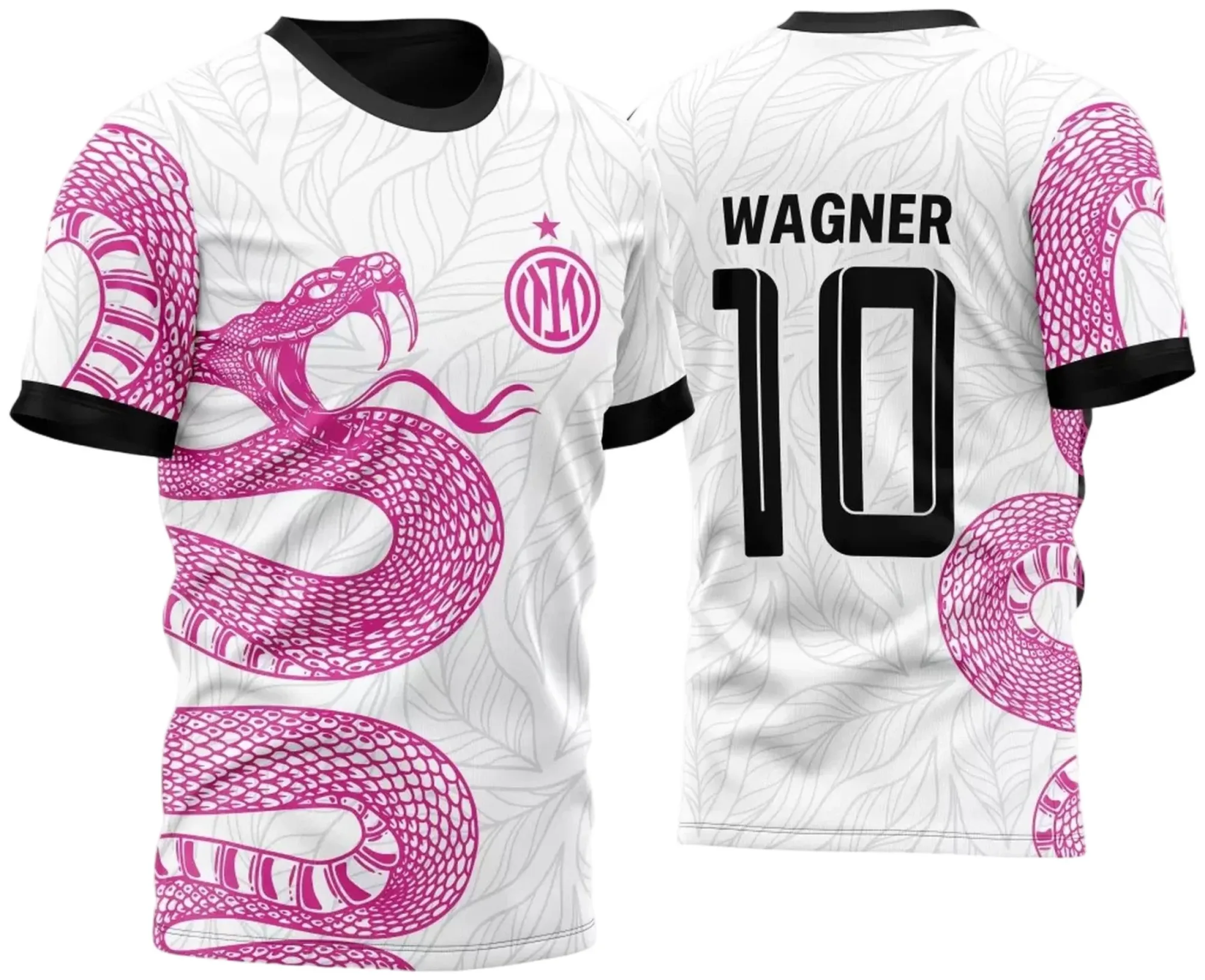 Camiseta unissex preta com logo no peito e estampa grande nas costas mostrando cobra rosa atacando entre folhas, design marcante e vibrante para estilo único