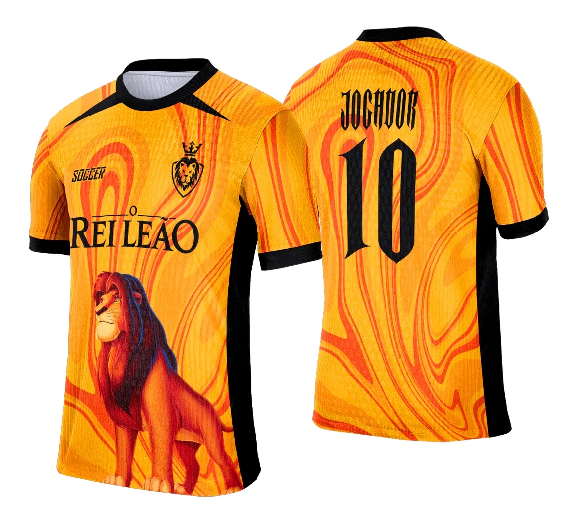 Camiseta unissex preta com logo no peito e estampa grande nas costas do tema Interclasse Rei Leão, perfeita para fãs e eventos, combinando estilo e conforto.