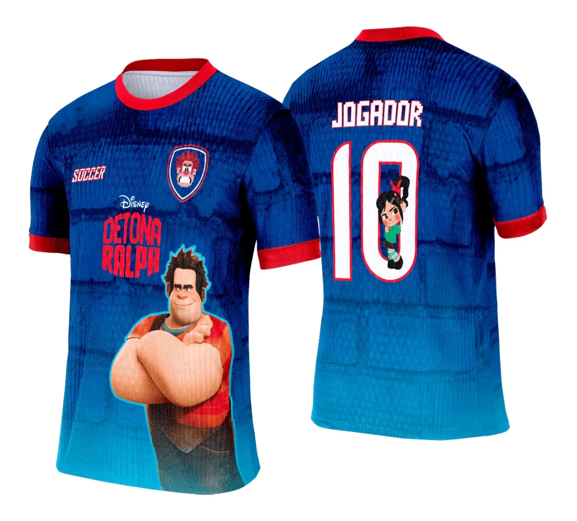 Camiseta unissex preta com logo no peito e estampa grande nas costas do tema Interclasse Detona Ralph, perfeita para quem quer estilo e conforto em uma peça única.