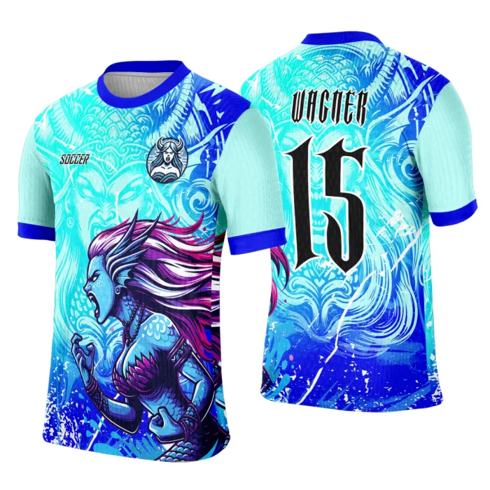 Camiseta unissex branca com logo no peito e estampa grande nas costas inspirada no tema Interclasse Sereia 2025, destacando o design vibrante e moderno para eventos escolares.