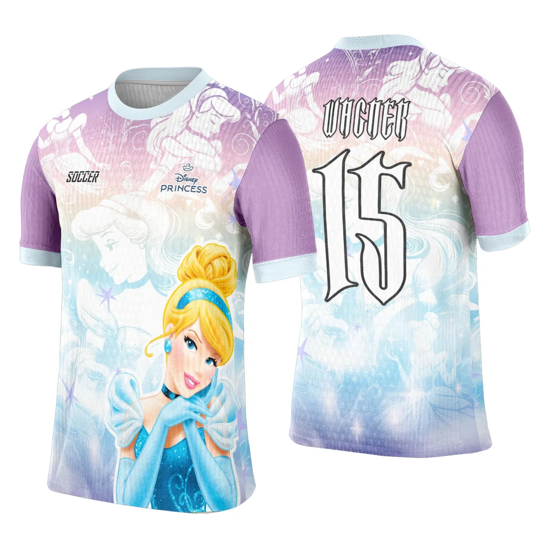 Camiseta unissex branca com logo no peito e estampa grande nas costas com design da Princesa Cinderela para interclasse, perfeita para uso em eventos e festas temáticas.