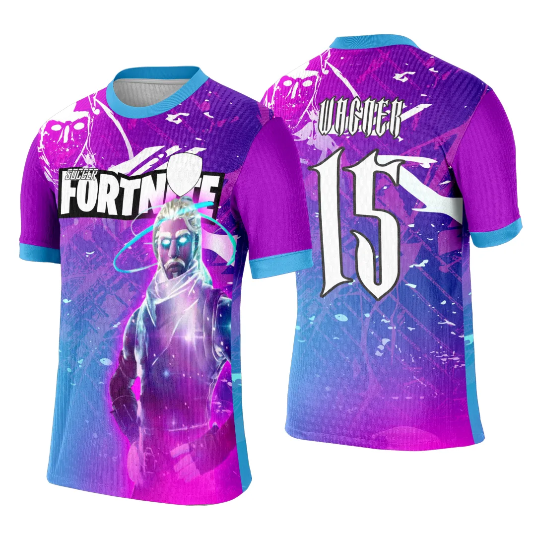 Camiseta unissex preta com logo no peito e estampa grande nas costas com tema do jogo Fortnite, estilo jovem e moderno ideal para o público gamer.