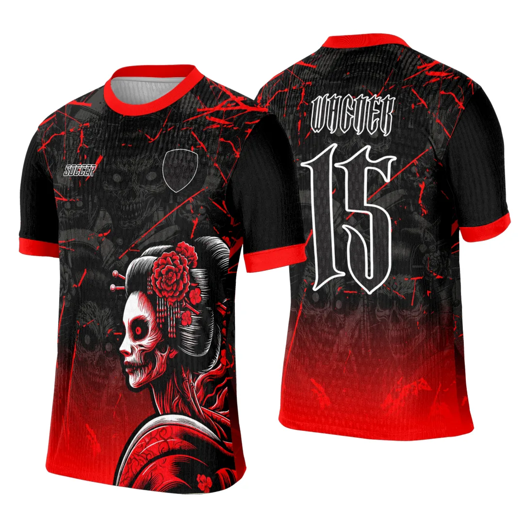 Camiseta unissex preta com logo no peito e estampa grande nas costas mostrando uma Geisha japonesa, perfeita para quem busca estilo oriental em roupa confortável.