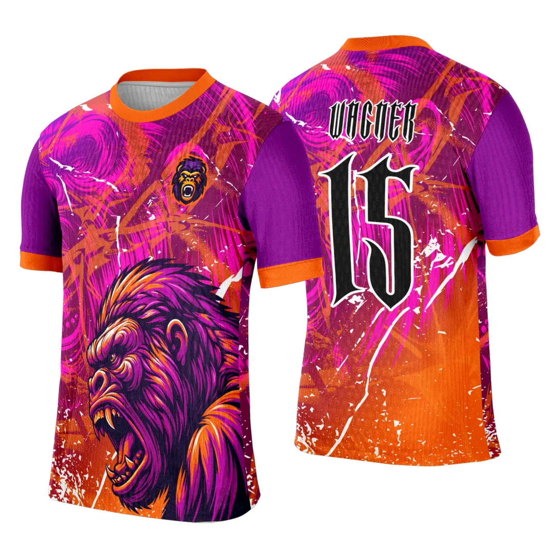 Camiseta preta unissex com logo no peito e estampa grande nas costas mostrando um gorila em efeito degrade, perfeita para eventos interclasse e estilo urbano.