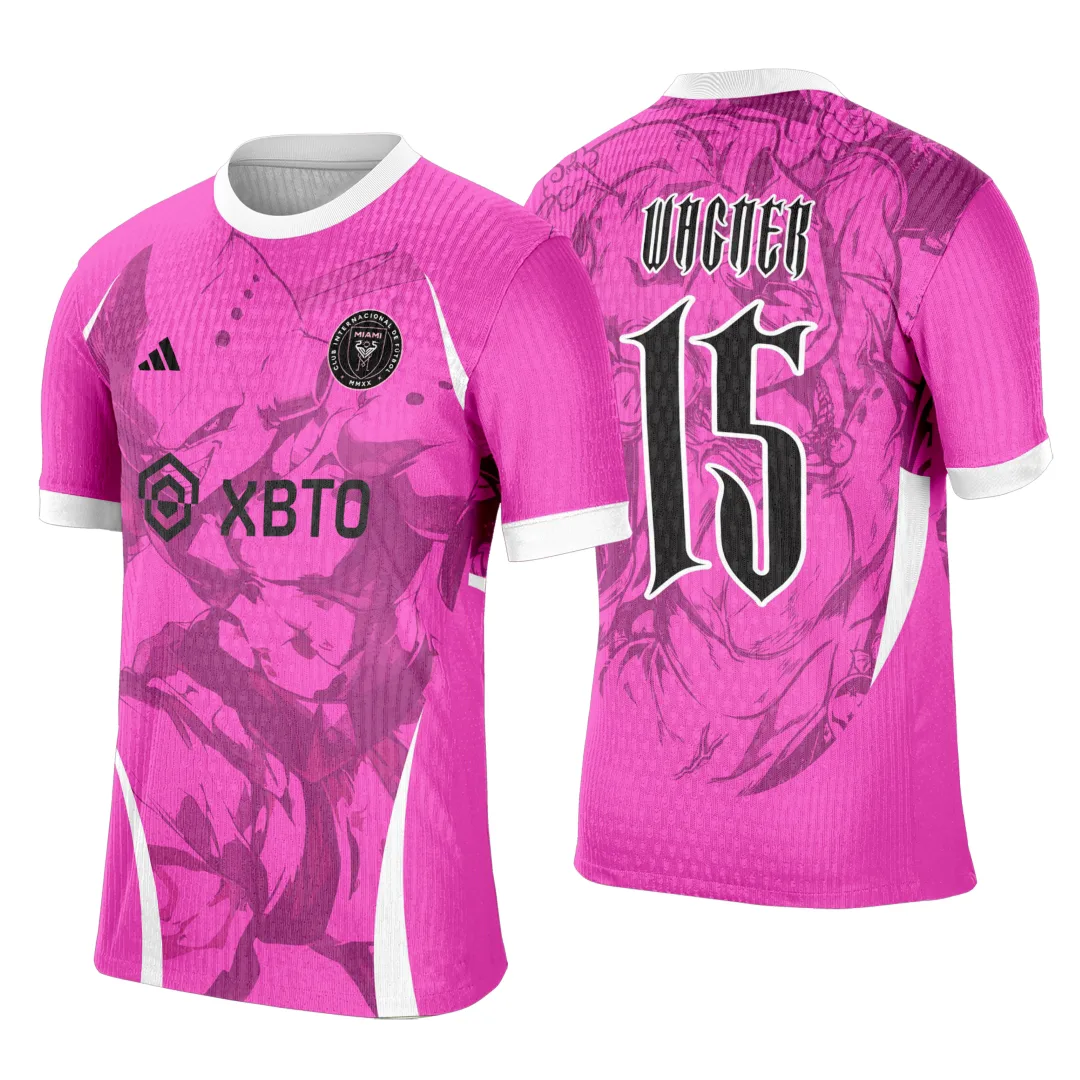 Camiseta unissex preta com logo no peito e estampa grande nas costas do conceito Majin Boo Madinbu, estilo Interclasse Inter Miami, destaque para design vibrante e moderno.