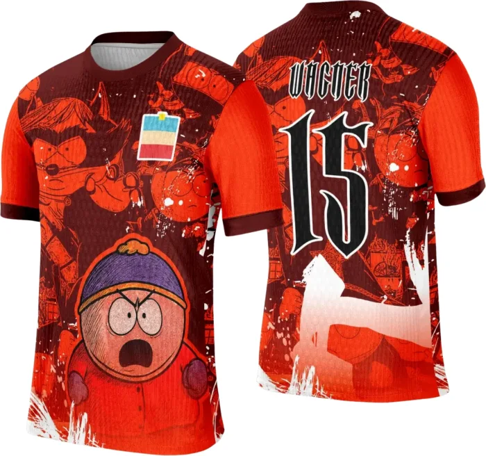 Camiseta unissex preta com logo no peito e estampa grande nas costas baseada no personagem Eric Cartman da Interclasse, ideal para fãs e eventos temáticos.
