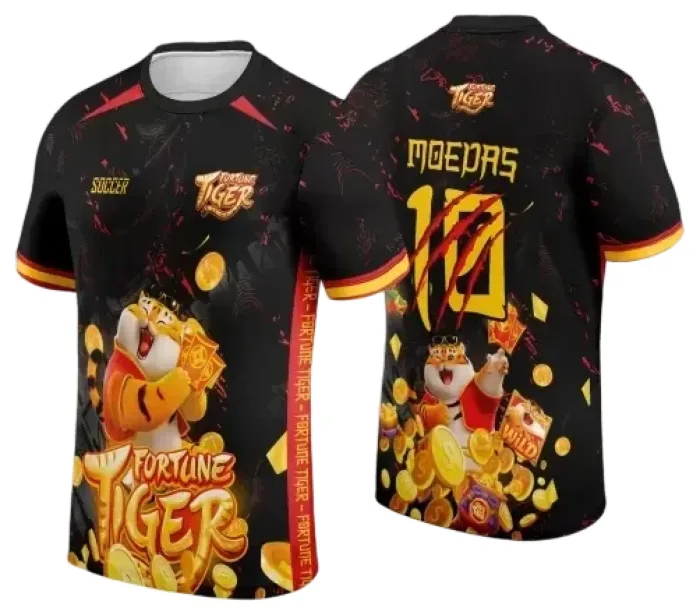 Foto de camiseta unissex preta com logo no peito e estampa grande nas costas mostrando o tema Interclasse Tigrinho Mod-167