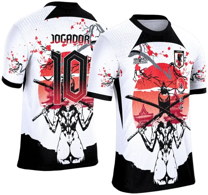 Camiseta unissex preta com logo no peito e estampa grande nas costas com tema Japão Espadas, ideal para eventos interclasse, design moderno e atraente.