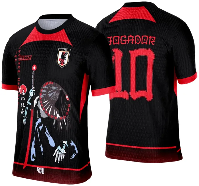 Camiseta unissex com cor base preta, logo no peito e estampa grande nas costas com tema Japão para Interclasse 2025, estilo moderno e atraente.
