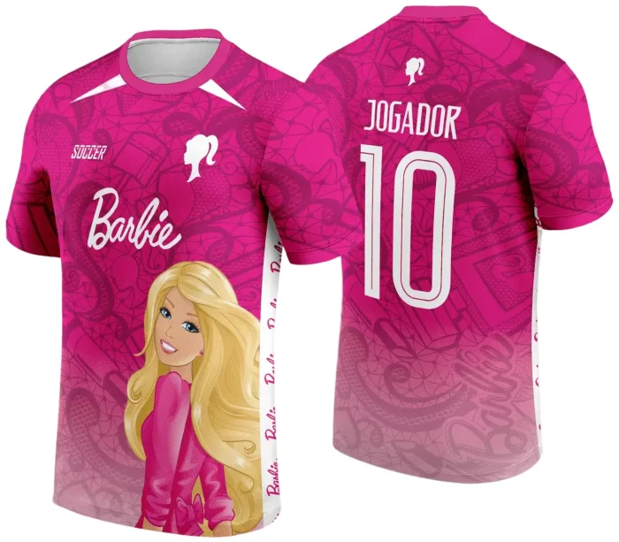 Camiseta unissex preta com logo no peito e estampa grande nas costas com tema Interclasse Barbie 2024 2025, ideal para eventos escolares e encontros de turma.